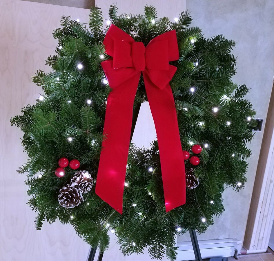 Balsam Fir Holiday Wreaths With Bow & Lights - Individually Delivered