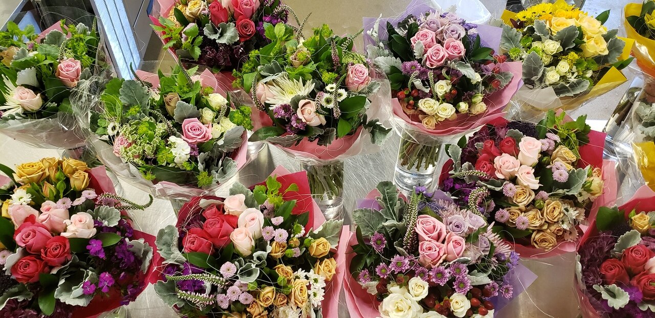Supreme Mother's Day Bouquets