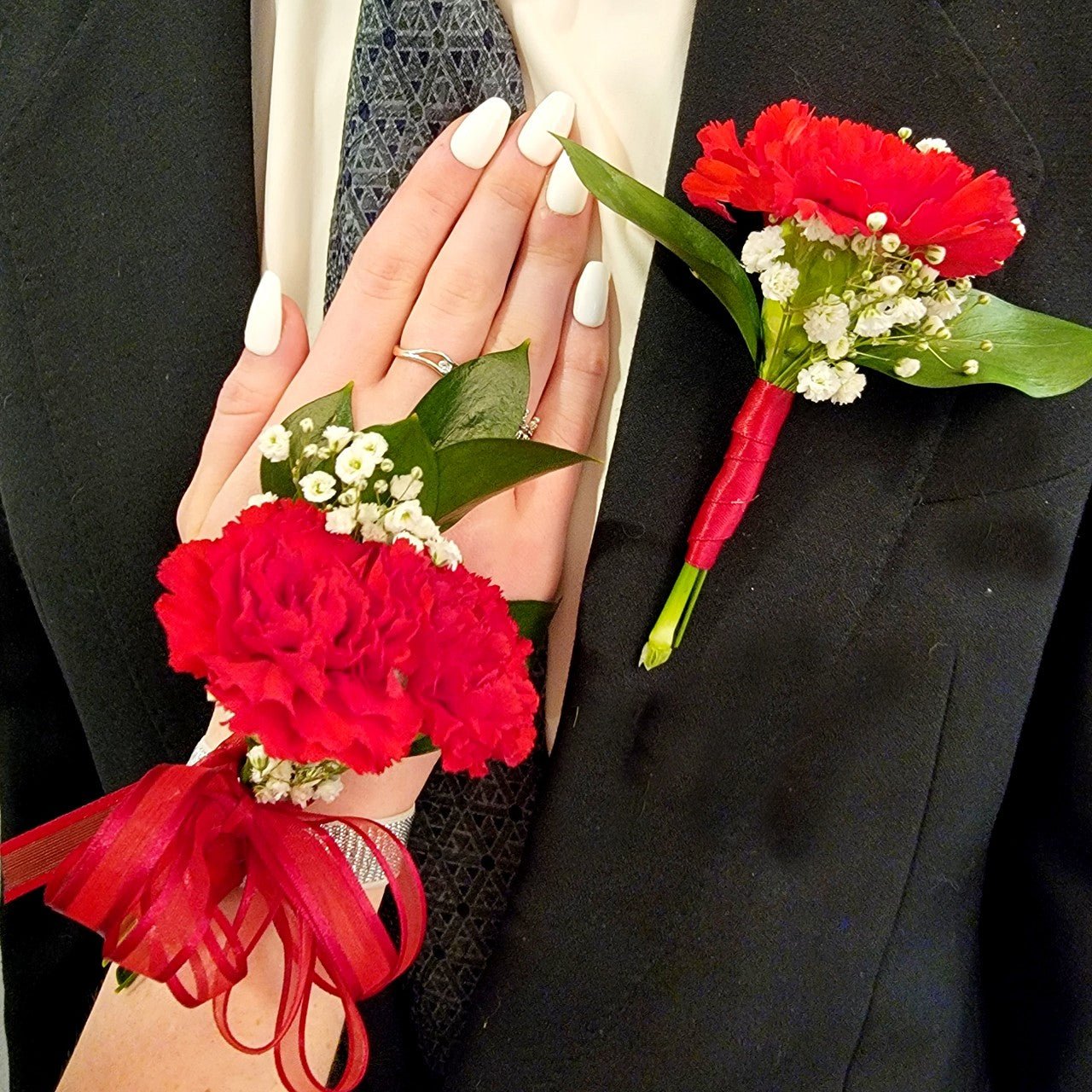 Carnation Corsages and Boutonniere Combo - Flowers For FundraisingCarnation Corsages and Boutonniere ComboCarnation Corsages and Boutonniere ComboCarnation Corsages and Boutonniere ComboCarnation Corsages and Boutonniere Combo