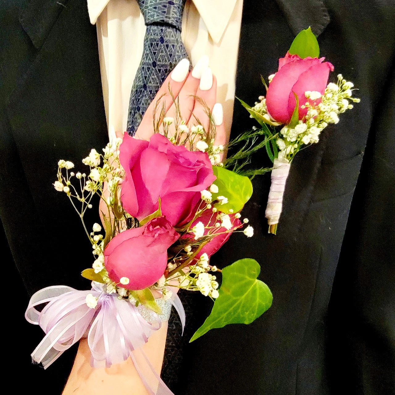 Triple Rose Corsages and Boutonnieres Combo - Flowers For FundraisingTriple Rose Corsages and Boutonnieres ComboTriple Rose Corsages and Boutonnieres ComboTriple Rose Corsages and Boutonnieres ComboTriple Rose Corsages and Boutonnieres Combo